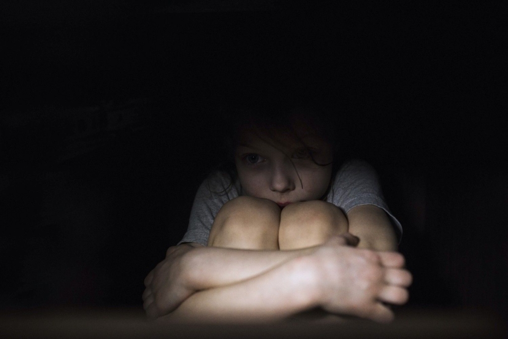 Is Your Child Afraid of the Dark? – How to Help Them